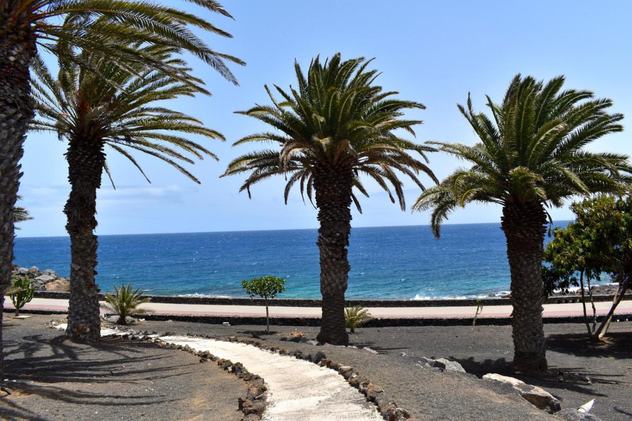 Sunny Bungalow In Front Of The Sea 3 Bedrooms Costa Teguise Exterior foto